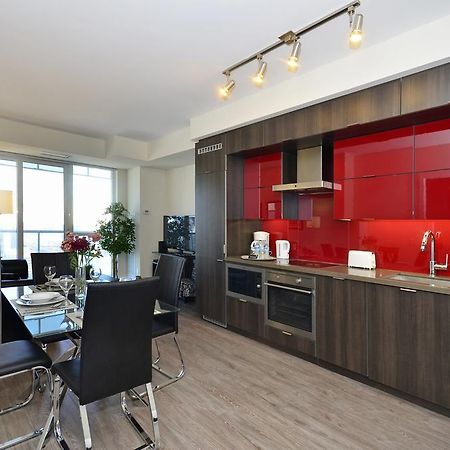 Atlas Suites - Cn Tower & Convention Centre 토론토 객실 사진