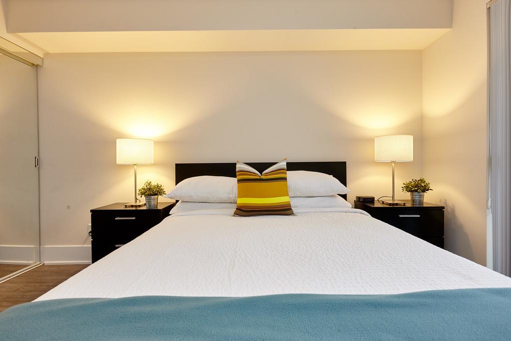 Atlas Suites - Cn Tower & Convention Centre 토론토 외부 사진