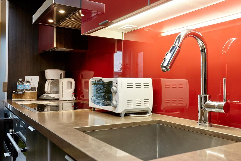 Atlas Suites - Cn Tower & Convention Centre 토론토 외부 사진