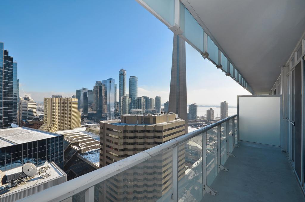 Atlas Suites - Cn Tower & Convention Centre 토론토 객실 사진