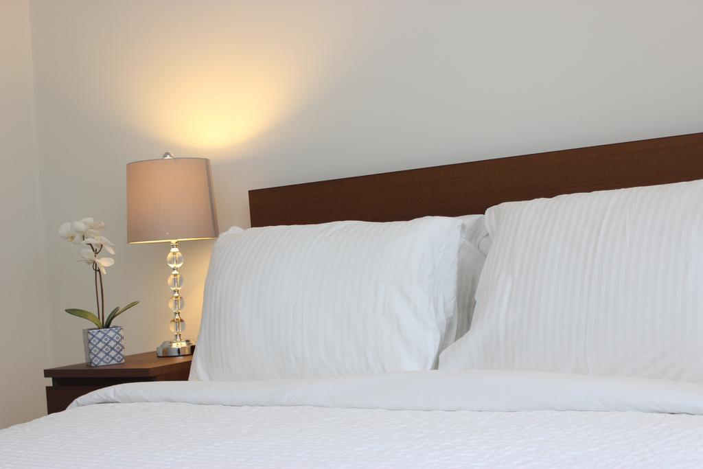 Atlas Suites - Cn Tower & Convention Centre 토론토 외부 사진