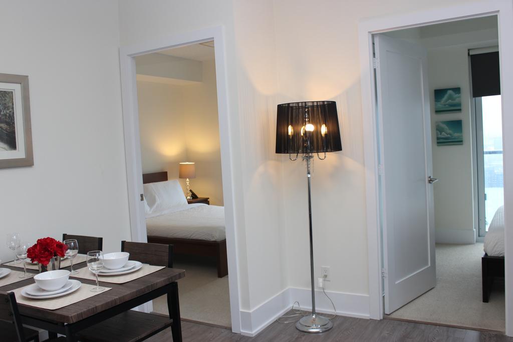 Atlas Suites - Cn Tower & Convention Centre 토론토 외부 사진