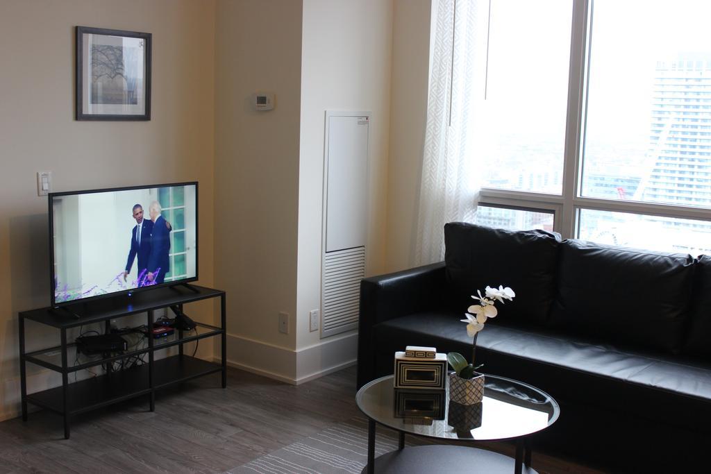 Atlas Suites - Cn Tower & Convention Centre 토론토 외부 사진