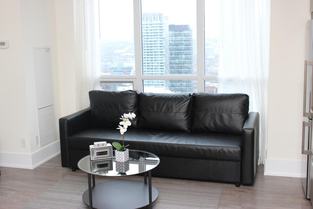 Atlas Suites - Cn Tower & Convention Centre 토론토 외부 사진