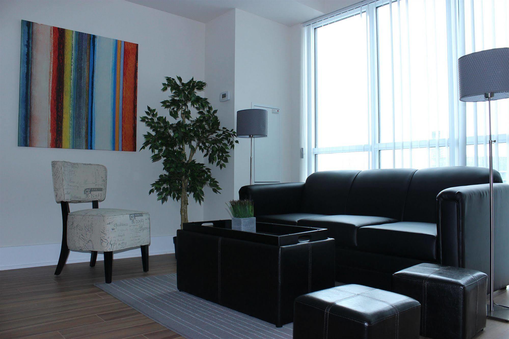Atlas Suites - Cn Tower & Convention Centre 토론토 외부 사진