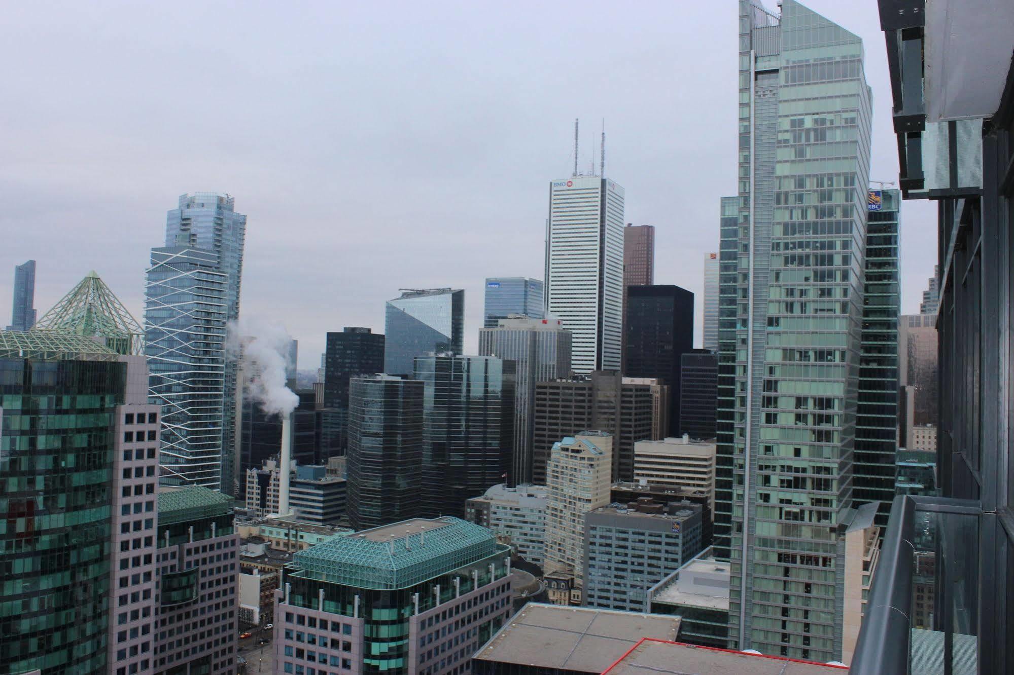 Atlas Suites - Cn Tower & Convention Centre 토론토 외부 사진